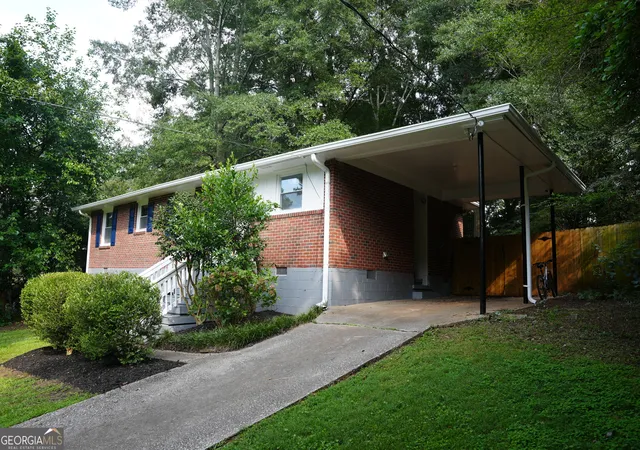 5th image of 2209 Willivee Pl, Decatur, GA 30033 | MLS# 10813989