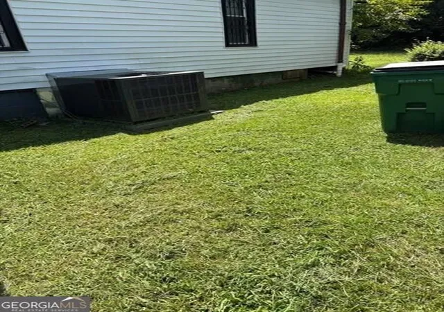 Photo 3 of Single family home for sale at 1050 N Clarke St, Milledgeville, GA 31061 | MLS# 10830602 | Listing updated on 2026-09-04