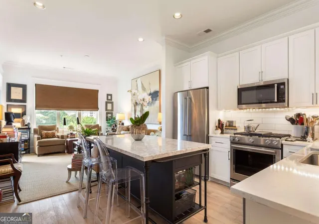 Photo 3 of Condo for sale at 625 Piedmont Ave Ne #4029, Atlanta, GA 30308 | MLS# 10825053 | Listing updated on 2026-09-21