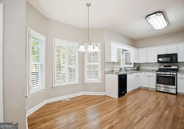 Photo 3 of Single family home for sale at 1795 Ivey Tr, Cumming, GA 30041 | MLS# 10734760 | Listing updated on 2026-08-21