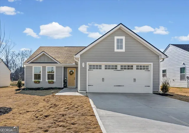 Photo 1 of Sale Pending at 37 Summer Club Blvd Nw, Rome, GA 30165 | MLS# 10835612 | Listing updated on 2026-09-11