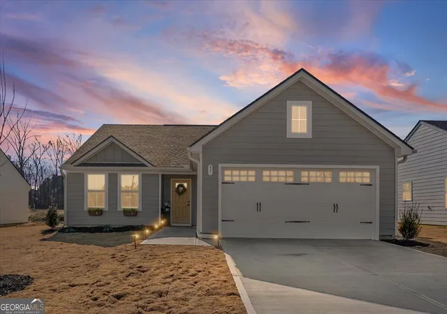 Photo 2 of Sale Pending at 37 Summer Club Blvd Nw, Rome, GA 30165 | MLS# 10835612 | Listing updated on 2026-09-11