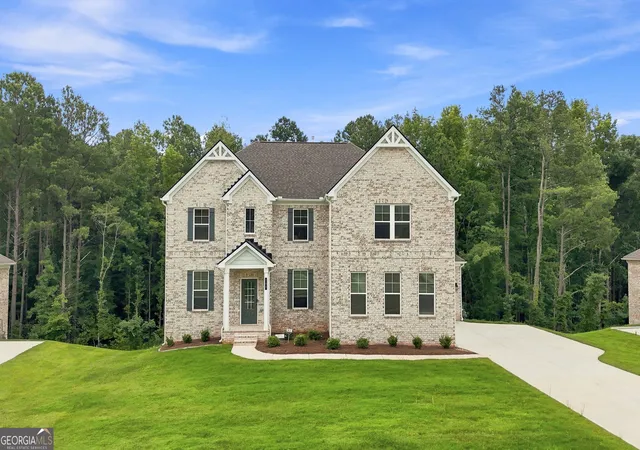 Photo 3 of Single family home for sale at 301 Delta Dr, Mcdonough, GA 30252 | MLS# 10815659 | Listing updated on 2026-09-14