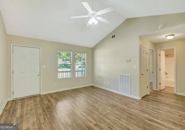 4th image of 210 Prestigious Pl, Senoia, GA 30276 | MLS# 10780171