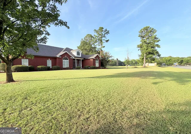 4th image of 211 Broad Meadows Rd, Dublin, GA 31021 | MLS# 10819327