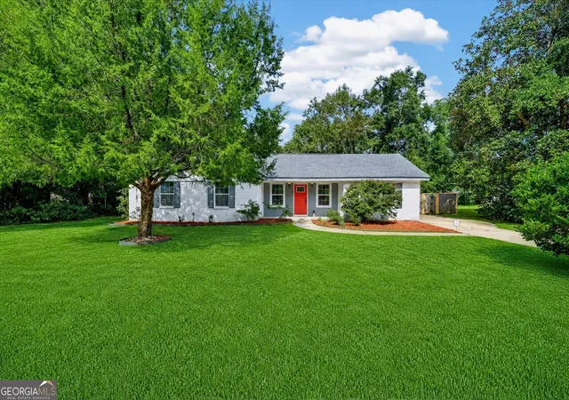 Photo 1 of Single family home for sale at 214 Jefferson Cir Se, Allenhurst, GA 31301 | MLS# 10827297 | Listing updated on 2026-08-29