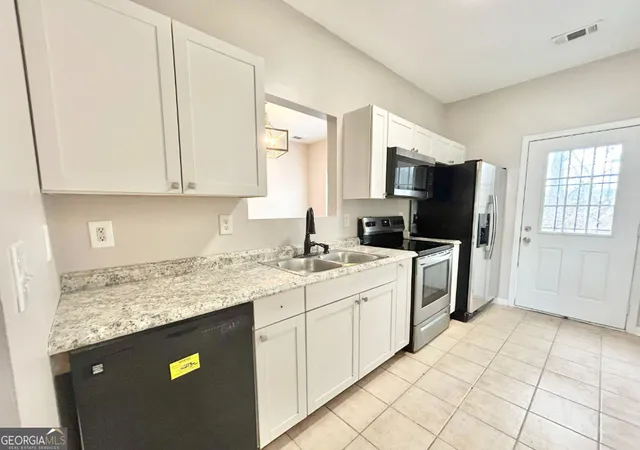 Photo 3 of Townhouse for sale at 1026 Wheel House Ln #C, Monroe, GA 30655 | MLS# 10680397 | Listing updated on 2026-06-04