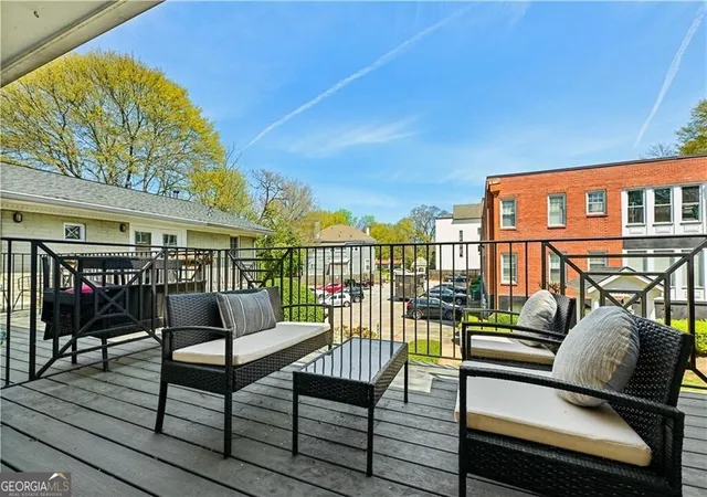 Listing Photo 2 - Condo for sale in building located at 866 Briarcliff Rd Ne, Atlanta, GA 30306 - Unit #C3