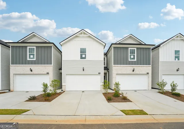 Photo 1 of Sale Pending at 7838 Marie Wy, Fairburn, GA 30213 | MLS# 10723554 | Listing updated on 2026-09-08