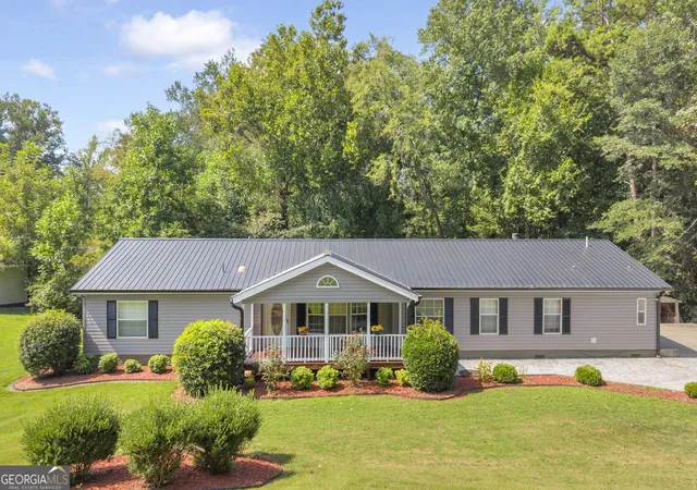 Photo 1 of Manufactured home for sale at 7 Stillwater Rd, Lavonia, GA 30553 | MLS# 10835196 | Listing updated on 2026-09-11
