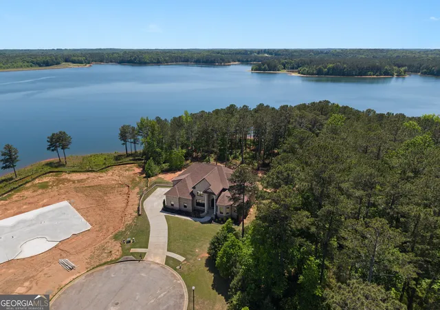 Photo 1 of Mansion for sale at 1804 Lake Pointe Cir, Locust Grove, GA 30248 | MLS# 10781149 | Listing updated on 2026-07-14