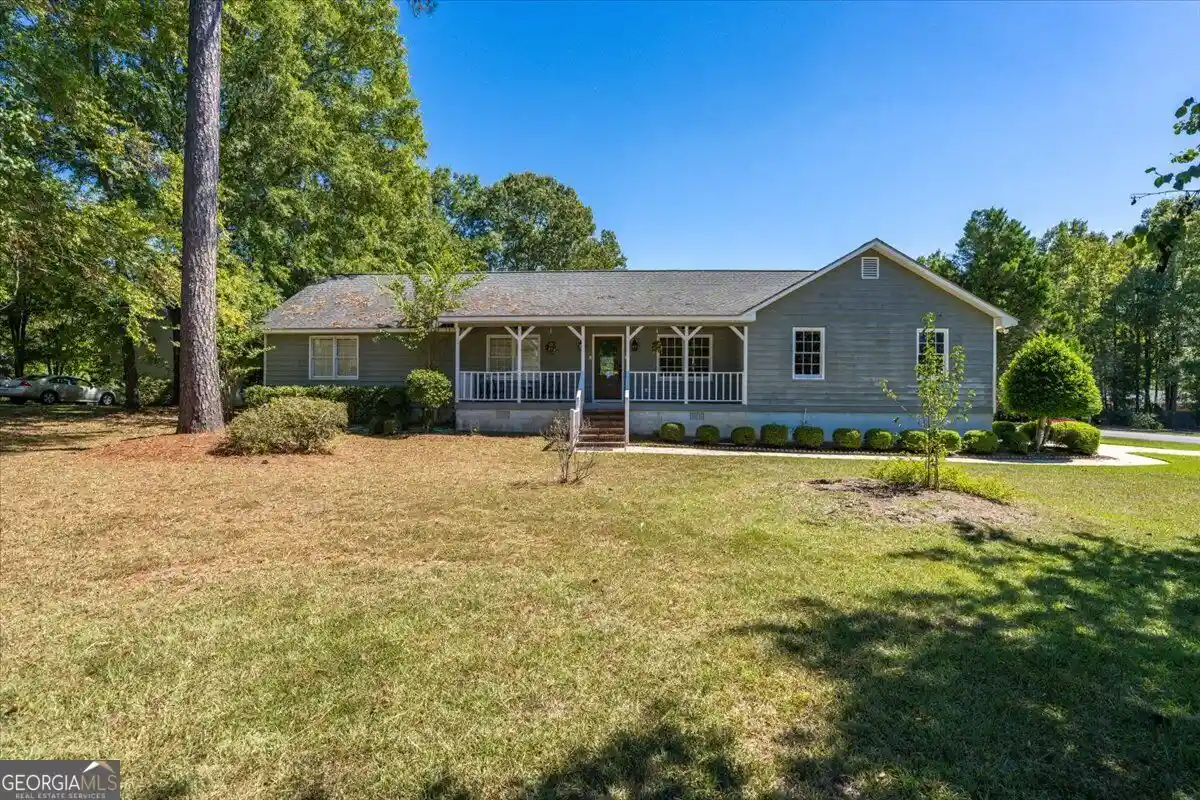 Photo 1 of Single family home for sale at 5817 Huddersfield Rd, Macon, GA 31210 | MLS# 10852746 | Listing updated on 2026-10-25