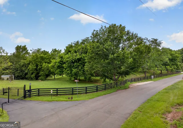 Photo 2 of Land for sale at 5602 Burke Ln, Gainesville, GA 30506 | MLS# 10806153 | Listing updated on 2026-10-04