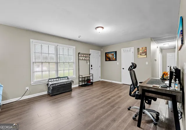 5th image of 859 King Dr Se, Conyers, GA 30094 | MLS# 10813736