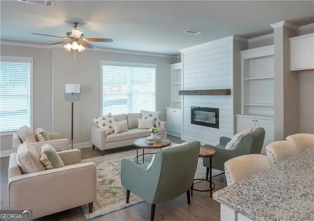Photo 3 of Townhouse for sale at 5361 Gray Birch Bnd, Flowery Branch, GA 30542 | MLS# 10829528 | Listing updated on 2026-09-17