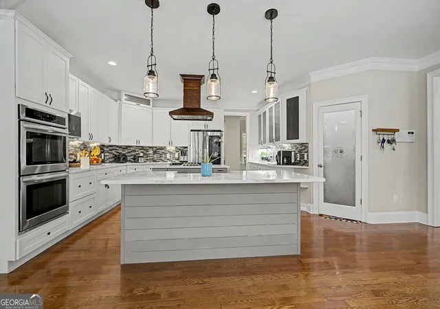 2nd image of 1223 Savannah Ln, Monroe, GA 30655 | MLS# 10814070