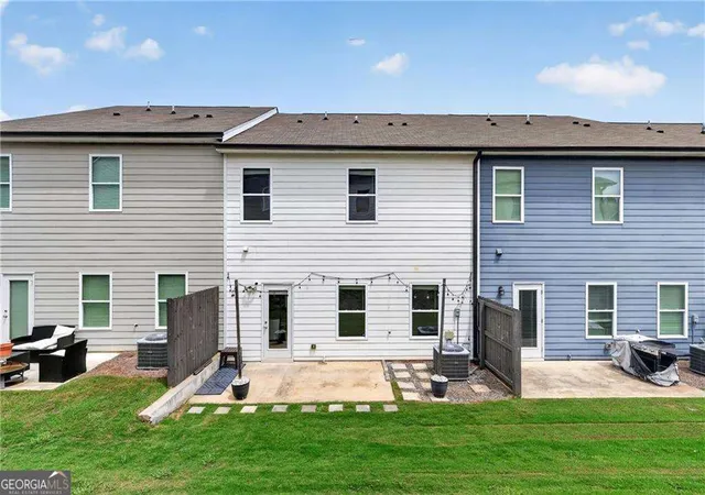 Photo 4 of Townhouse for sale at 4711 Fairfax Dr, Oakwood, GA 30566 | MLS# 10826811 | Listing updated on 2026-09-13
