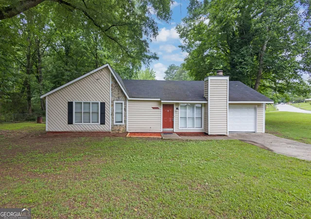 Homes for sale in Riverdale, GA | 8997 Huntwood Ln, Riverdale, GA 30274 | MLS# 10781178