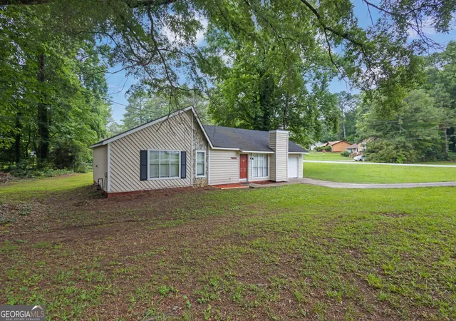 Homes for sale in Riverdale, GA | 8997 Huntwood Ln, Riverdale, GA 30274 | MLS# 10781178