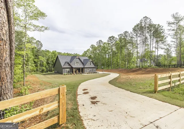 Homes for sale in Forsyth, GA | 1204 Teagle Rd, Forsyth, GA 31029 | MLS# 10762348