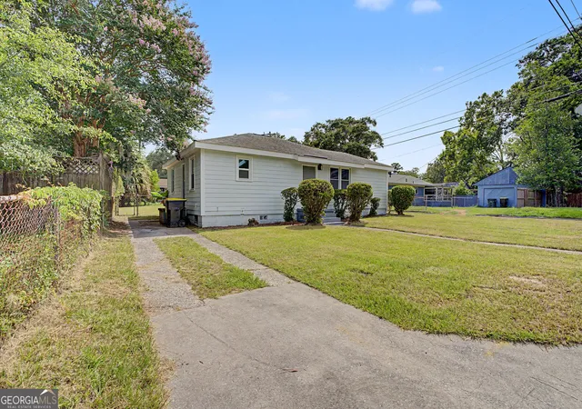 3rd image of 1301 E 68Th St, Savannah, GA 31404 | MLS# 10813908