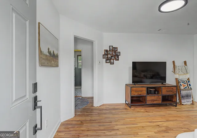 4th image of 1301 E 68Th St, Savannah, GA 31404 | MLS# 10813908