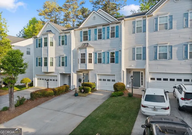 2nd image of 200 Abbotts Mill Dr, Johns Creek, GA 30097 | MLS# 10817256