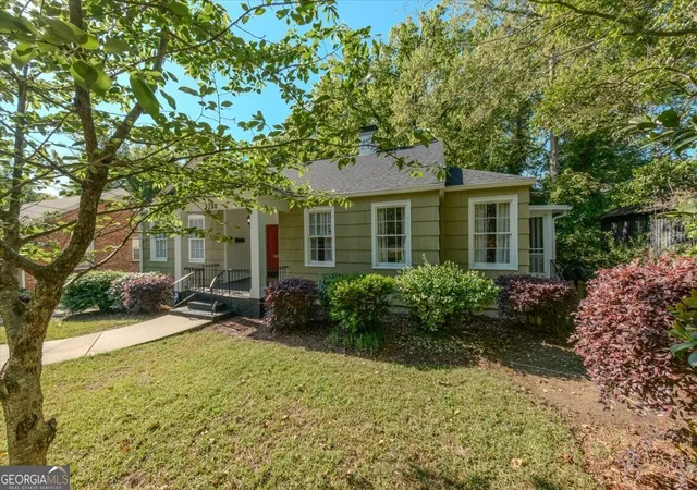 Homes for sale in Macon, GA | 3280 Ingleside Ave, Macon, GA 31204 | MLS# 10624083