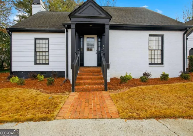 2nd image of 1044 Little Willeo Rd, Marietta, GA 30068 | MLS# 10818882