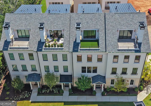 Photo 3 of Townhouse for sale at 635 Mayfair Ct, Alpharetta, GA 30009 | MLS# 10825641 | Listing updated on 2026-09-16
