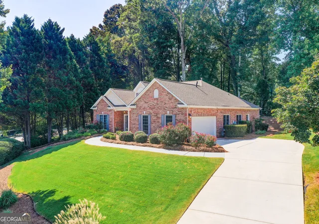 2nd image of 4903 Eagles Ridge Loop, Lithonia, GA 30038 | MLS# 10832477