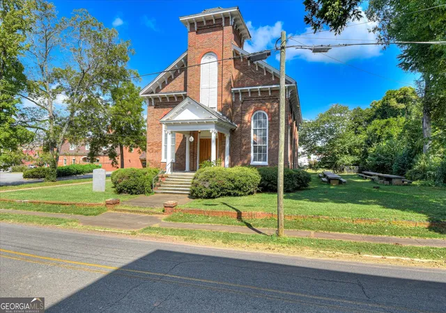 3rd image of 205 E Liberty St, Washington, GA 30673 | MLS# 10805574