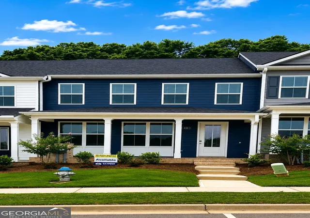 Photo 2 of Townhouse for sale at 337 Tate St, Monroe, GA 30655 | MLS# 10819767 | Listing updated on 2026-08-22
