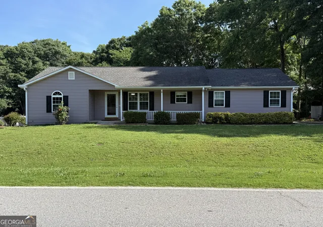 Photo 1 of Single family home for sale at 384 Sam Brown Blvd, Commerce, GA 30529 | MLS# 10760776 | Listing updated on 2026-10-08