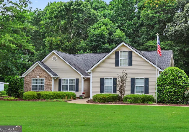 Photo 1 of Single family home for sale at 157 Cabots Creek Dr, Jefferson, GA 30549 | MLS# 10776933 | Listing updated on 2026-08-25