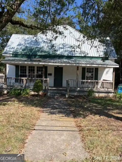 Photo 1 of Single family home for sale at 283 S Broad St Ext, Commerce, GA 30529 | MLS# 10853797 | Listing updated on 2026-10-29