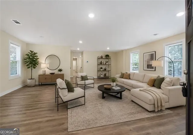 Photo 3 of Single family home for sale at 131 Holly Rd NW, Atlanta, GA 30314 | MLS# 10768781 | Listing updated on 2026-08-18