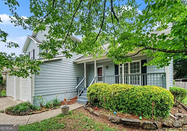 Photo 3 of Sale Pending at 5035 Mickleton Way, Powder Springs, GA 30127 | MLS# 10757703 | Listing updated on 2026-10-01