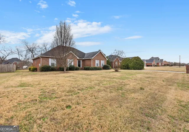 Photo 3 of Single family home for sale at 436 Joseph Chandler Dr, Macon, GA 31216 | MLS# 10464730 | Listing updated on 2026-01-28