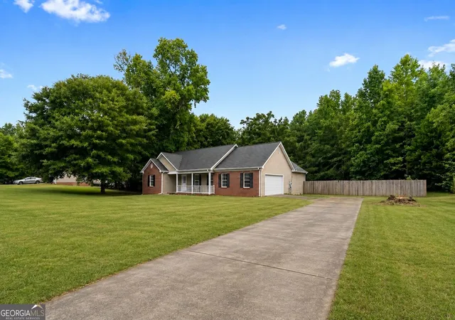 2nd image of 1740 Brushcreek Dr, Monroe, GA 30655 | MLS# 10824896