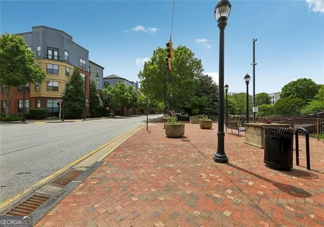2nd image of 400 17Th St Nw, Atlanta, GA 30363
