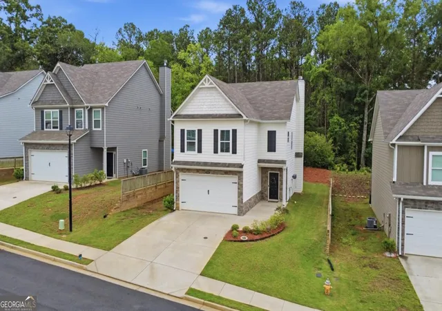 Photo 2 of Single family home for sale at 216 Eva Wy, Cartersville, GA 30121 | MLS# 10779501 | Listing updated on 2026-09-08