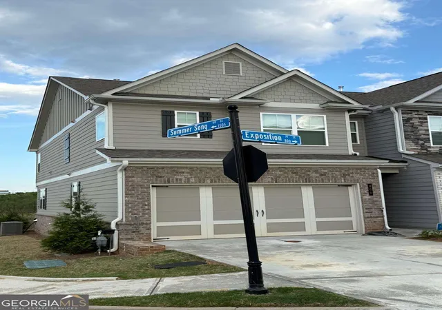 Photo 2 of Townhouse for sale at 800 Exposition Pte, Marietta, GA 30067 | MLS# 10729113 | Listing updated on 2026-04-23