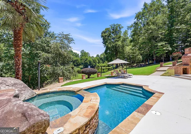 5th image of 8235 Hurakan Creek Xing, Cumming, GA 30028 | MLS# 10802430