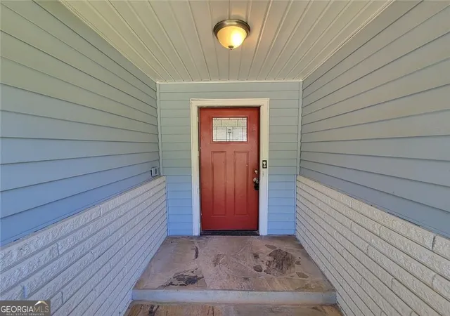 Photo 4 of Single family home for sale at 3623 Broadview Ct, Decatur, GA 30032 | MLS# 10832215 | Listing updated on 2026-10-16