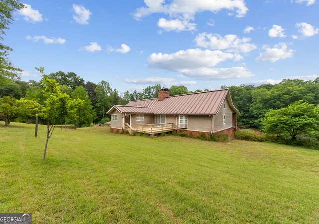 Photo 4 of Single family home for sale at 4454 Ledan Ext, Gainesville, GA 30506 | MLS# 10774059 | Listing updated on 2026-09-15