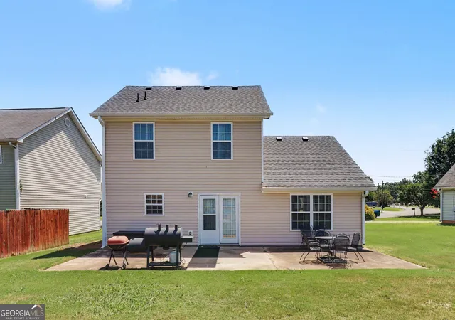 Photo 2 of Sale Pending at 43 Atwood Dr Nw, Rome, GA 30165 | MLS# 10826570 | Listing updated on 2026-09-08