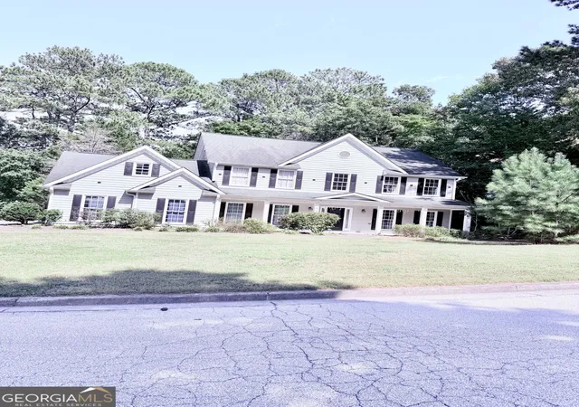 1st image of 2887 Kingstream Dr, Snellville, GA 30039 | MLS# 10821747