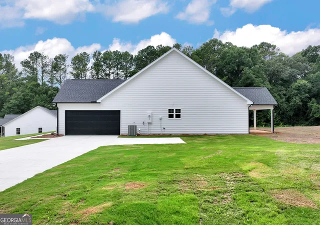 Photo 3 of Single family home for sale at 406 Myles Wy, Winder, GA 30680 | MLS# 10811824 | Listing updated on 2026-10-03