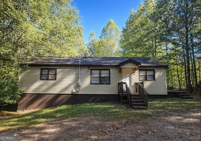 2nd image of 377 Dock Hyde Rd, Carrollton, GA 30116 | MLS# 10756123